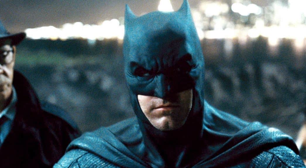 JUSTICE LEAGUE: New Up Close Look At BATMAN's Tactical Suit Revealed
