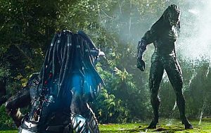 It's Mega Predator vs. Predator In New Clip From 'The Predator'