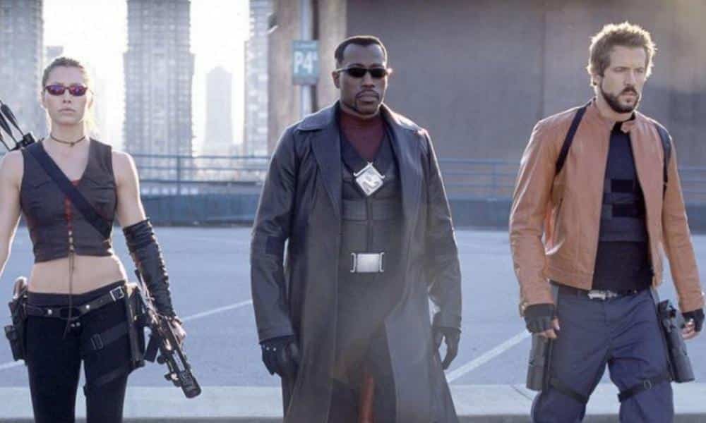 Deadpool Makes Hilarious Reference To Ryan Reynolds Role In Blade Trinity