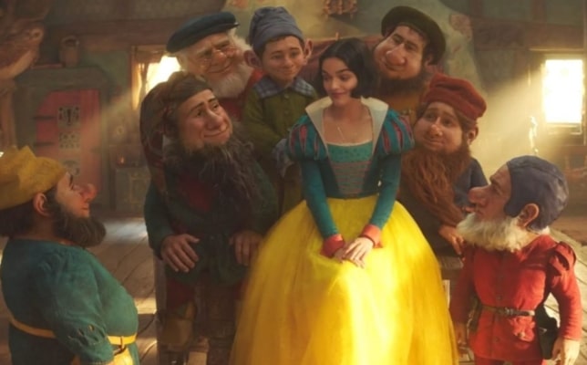 snow white rachel zegler disney