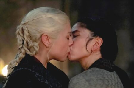 house of the dragon gay kiss